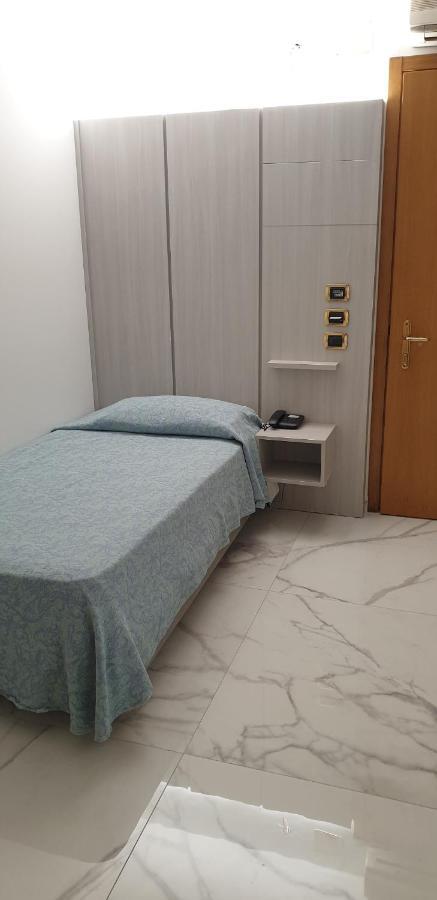 Hotel Columbus Dependance 3*